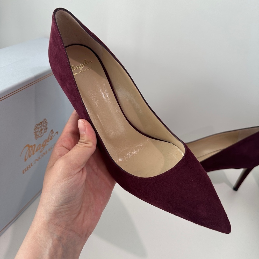 Bruno Magli Allegra 85 Pumps Size 39 Pointy Toe Suede Stiletto Classic NEW - Picture 6 of 12